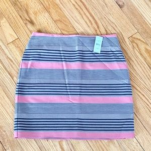 The LOFT NWT skirt 4P
